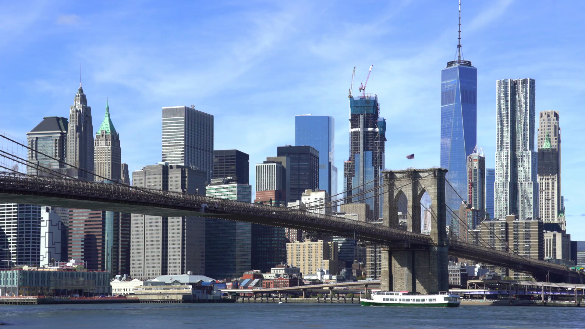 brooklyn-bridge-with-manhattan-skylines-new-york-city